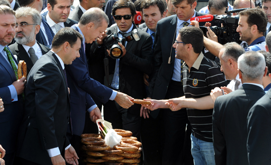 Babakan, vatandaa simit datt