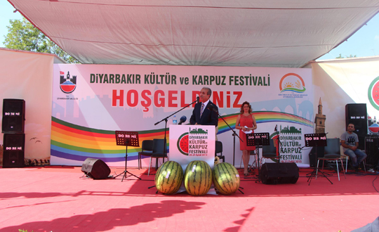 Diyarbakr'da karpuz festivali cokusu