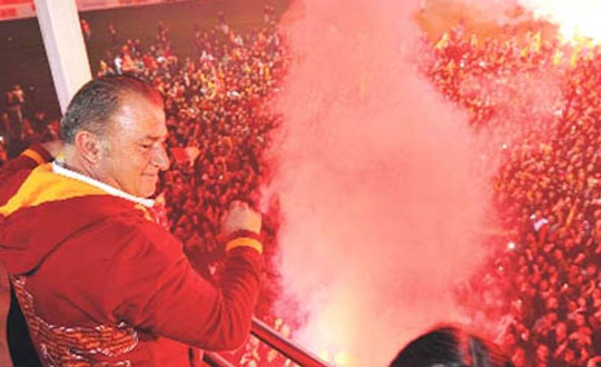 Galatasaray taraftar isyanda!