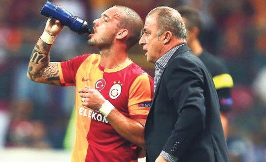 Terim'den Sneijder'e: Seni grmek istemiyorum