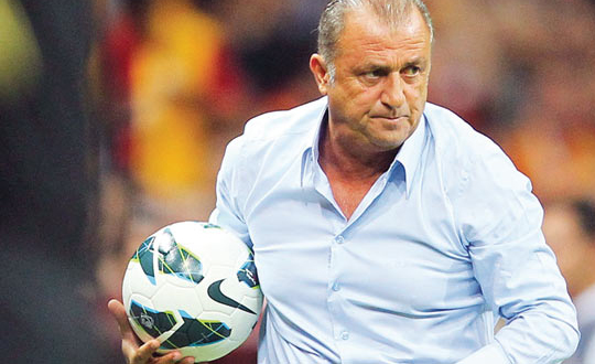 Ultraslan'dan ok sert Fatih Terim aklamas