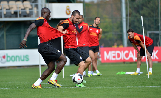 Terim'siz ilk idmanda kavga kt