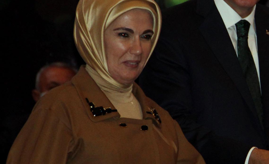 Emine Erdoan: 'Asl  olan byklerimizin...'