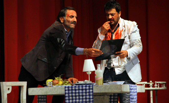 ''Testosteron'' oyunu'' Fethiye'de sahnelendi  
