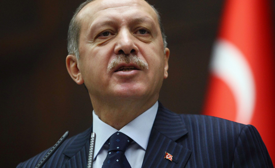 Erdoan: Sen kimi kimin toprandan kovuyorsun