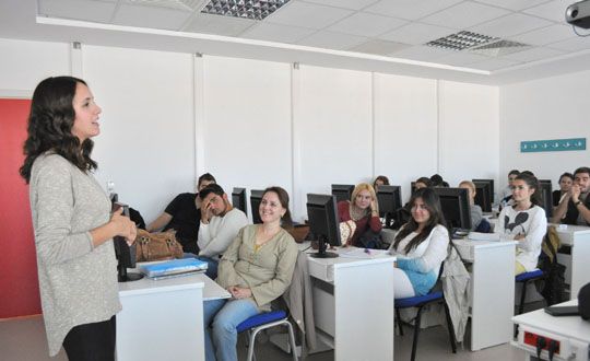 Mezuniyet Ayaklarn Yerden Kesti