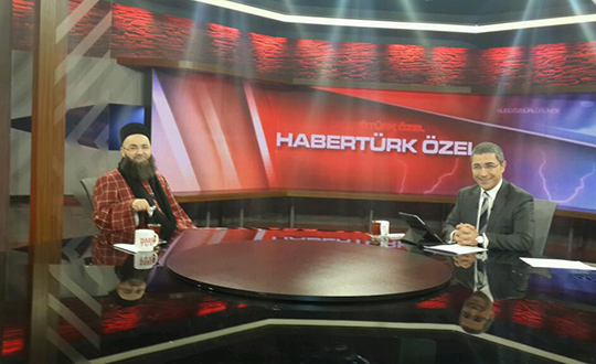 Cbbeli Ahmet Hoca'nn cbbesi olay oldu