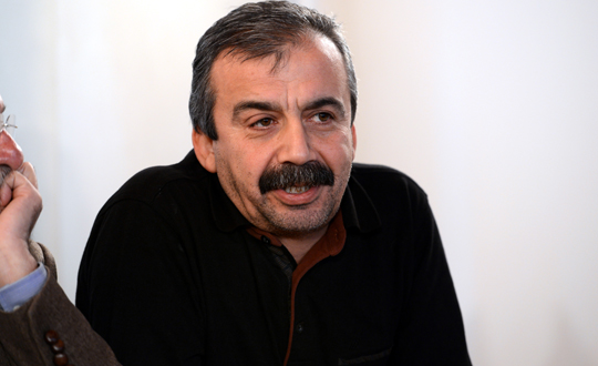 BDP'li nder Dn Dernek'te oynad
