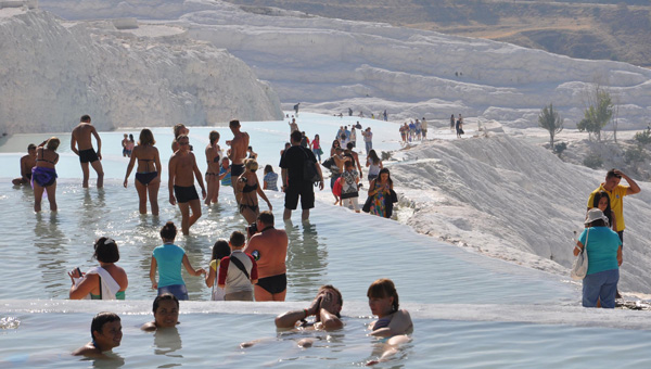 Pamukkale'nin iletmesi TRSAB'a verildi