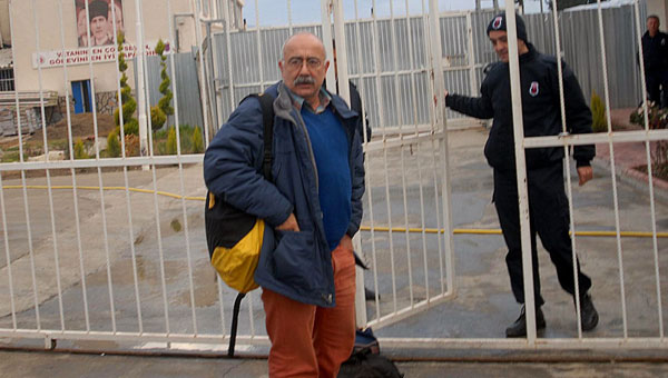 Sevan Nianyan cezaevinde