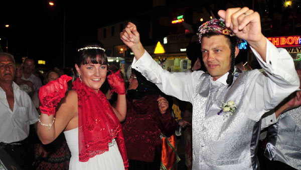 Fethiye'de yabanc gelinlere ilgi azald!