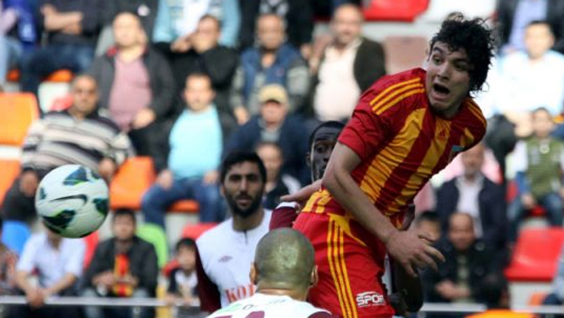 Salih Dursun Galatasaray'a transfer oldu