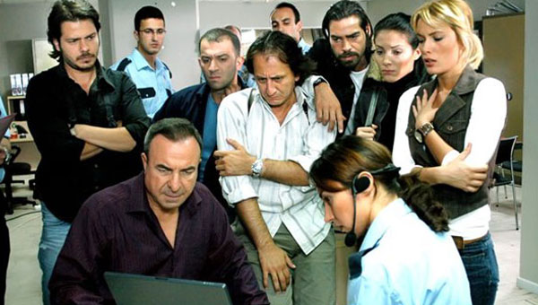 Zeynep Beerler Arka Sokaklar'a dnyor