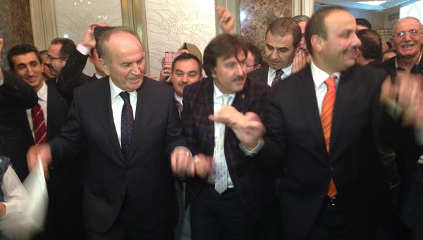 BB Bakan Kadir Topba ve Baemez'den Sivas halay