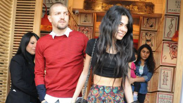 arkc Berkay, Caner Erkin ve Asena Erkin ile karlat