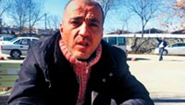 Paralel yapy reddetti, 'deli' ilan ettiler