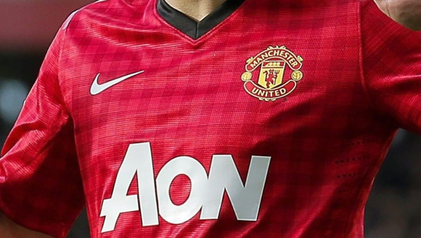 Galatasaray iin bomba Robin van Persie iddias!