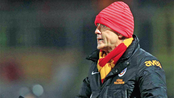Mancini 'Ate'le oynuyor