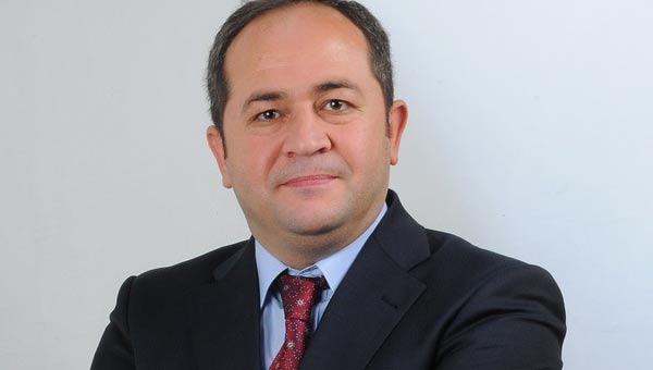 Hatem Ete: slam dnyas dinamik bir sreten geiyor