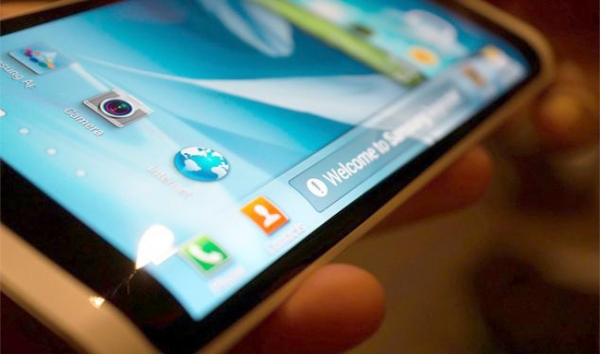 Samsung Galaxy Note 4'n zellikleri ortaya kt