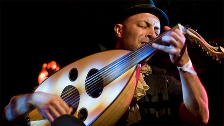 stanbul'da sanat gndemi youn