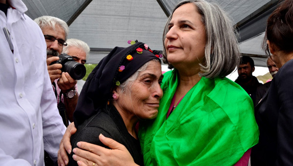 Kanak: Hem Krt hem Alevi olmak istiyoruz