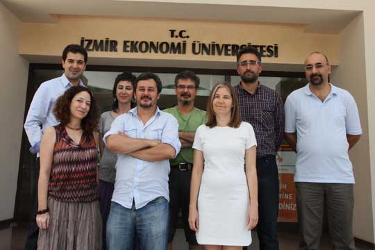 ktisat Bilimsel Yaynda zmir Ekonomi Fark 