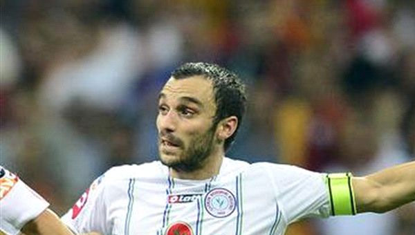 Erciyesspor Cenk'i kapt