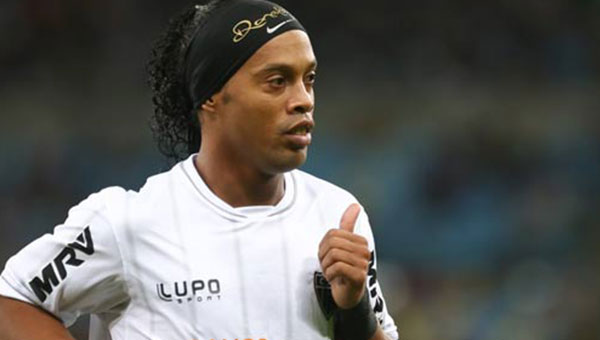 Ronaldinho'ya byk ok!