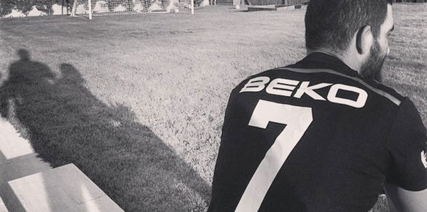 Arda Turan'dan ok Poz!