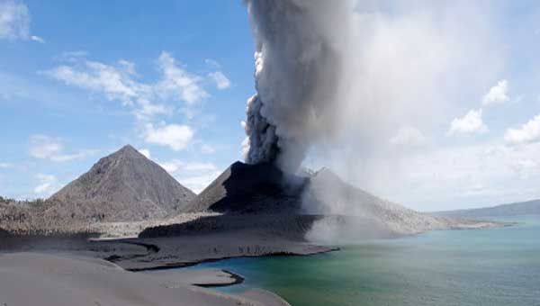 Papua Yeni Ginedeki Tavurvur Danda volkan patlamas!