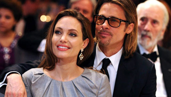 Kimsenin yapamadn Angelina Jolie yapt