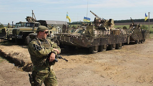 Ukrayna ar silahlarn geri ekiyor