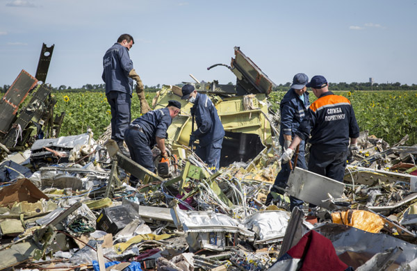 Almanya, MH-17'de len vatandalar Ukrayna'ya dava ayor.