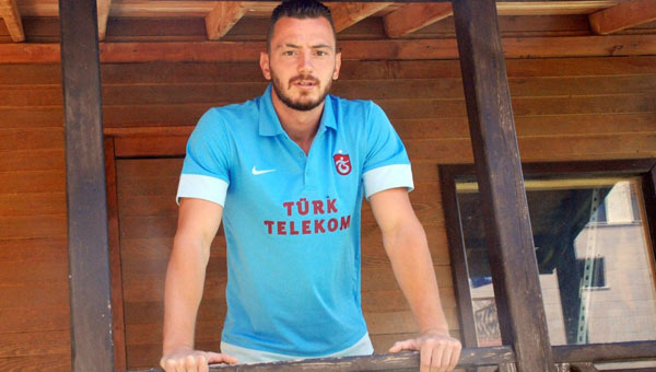 Trabzonsporlu futbolcu Demir emniyette ifade verdi      