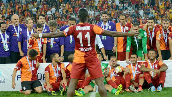 Drogba'dan Galatasaray'a srpriz