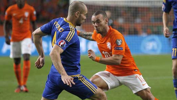 Sneijder, Hiddink'i yakt