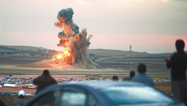 PYD'den Kobani iin ilgin istek: Askerler laik olsun