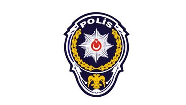 Polis memuru karakolda intihar etti