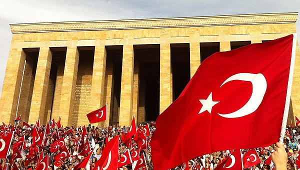 29 Ekim Cumhuriyet Bayram ilk tren Antkabir'de dzenlendi