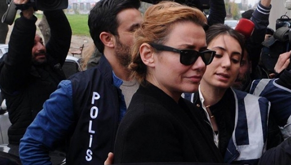Deniz Seki hapiste ne yapyor?