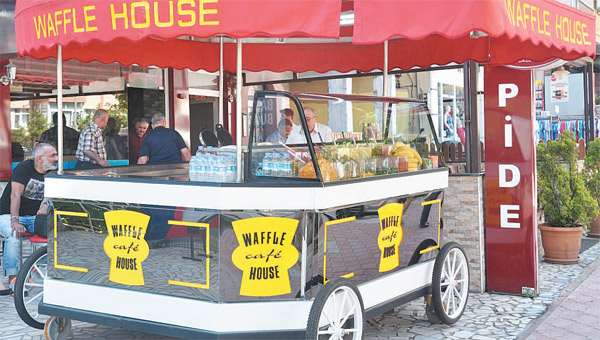 Be ylda 100 Waffle House aacak