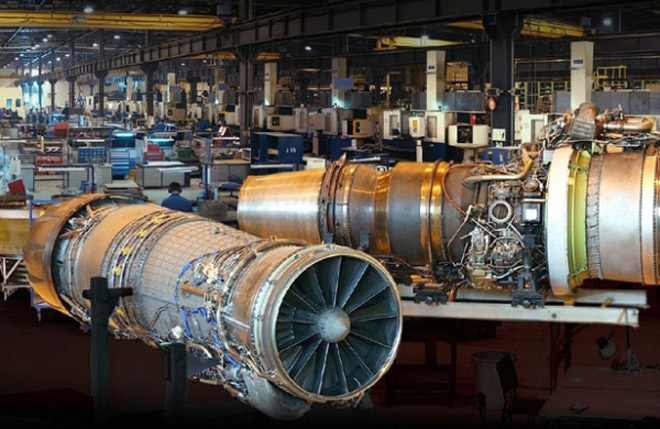 Tusa, General Electric uak motoru ekibiyle alyor