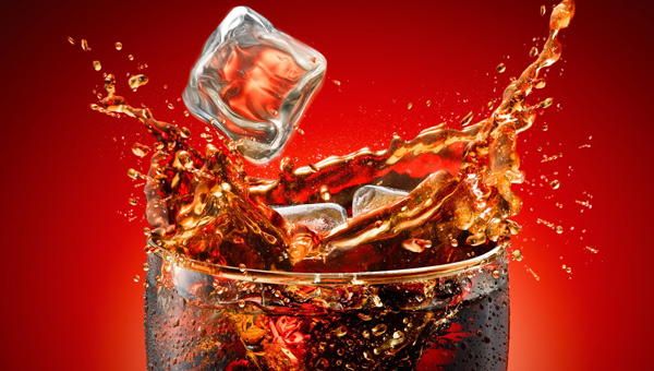 Coca-Cola'dan 2 bin ki�iye k�t� haber