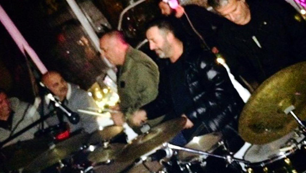 Cem Ylmaz'dan bateri ov