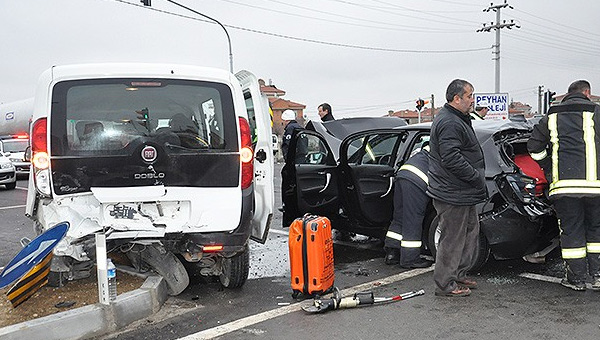 Konya'da zincirleme trafik kazas: 7 yaral