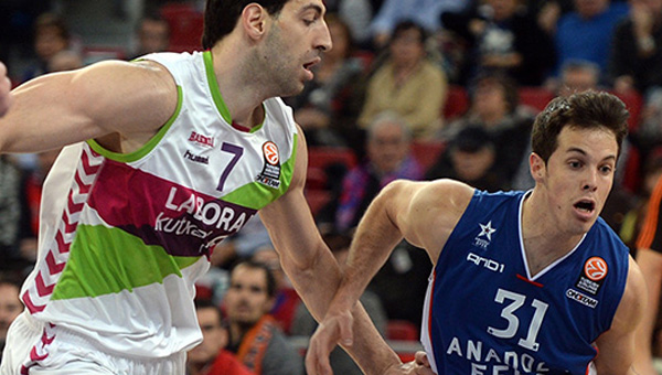 Laboral Kutxa 67 - 72 Anadolu Efes