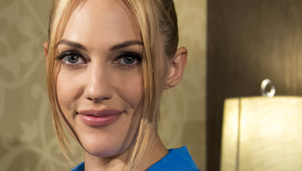 Meryem Uzerli: Alman tarafm dakikliim Trk tarafm ise...