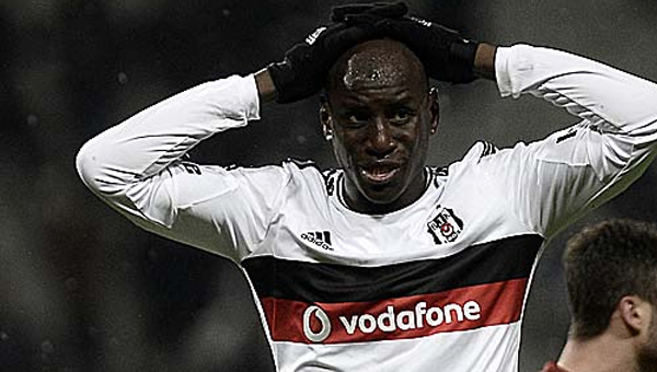 Demba Ba davet bekliyor!