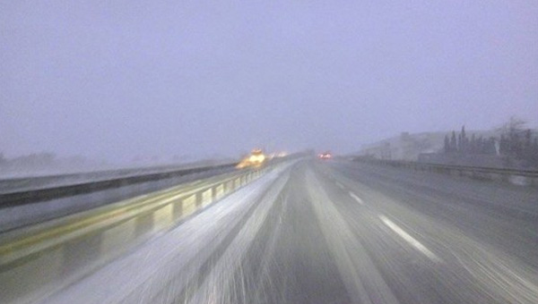 stanbul'da beklenen kar ya balad